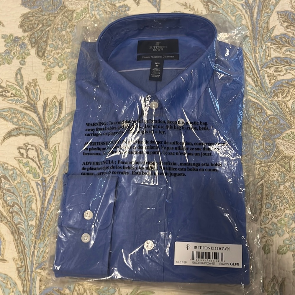 Mens Buttoned Down brand long sleeve button up. Brand new, never opened.